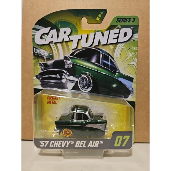 2025 Car Tuned Diecast Series 3 '57 Chevy Bel Air - Picture 1 of 2